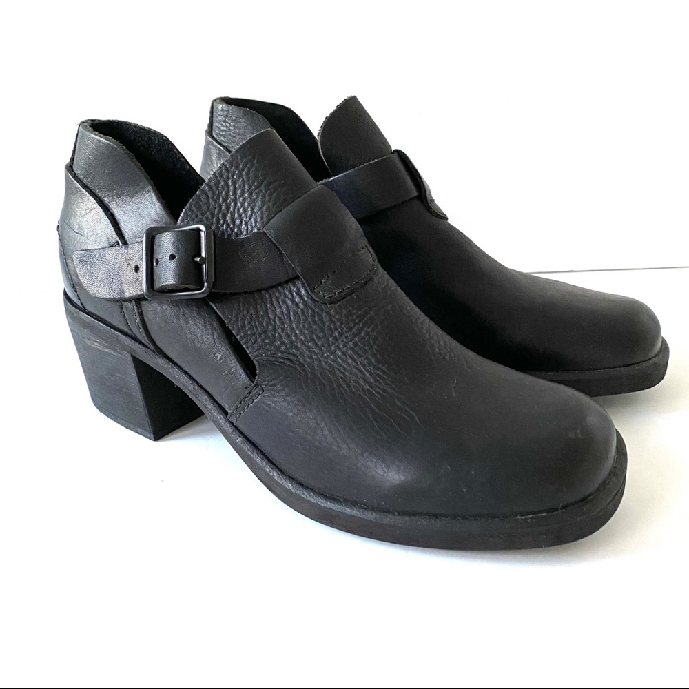 90’s Vintage Deadstock block heel leather shoe NEW